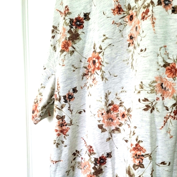 Plus Size 2X Jules & Leopold Women's Floral Pull-Over Top - Picture 8 of 12